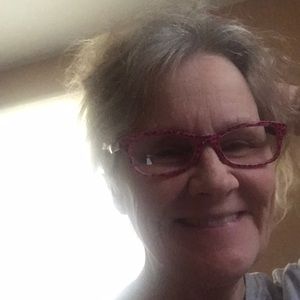 Meet your Posher, Jeanette